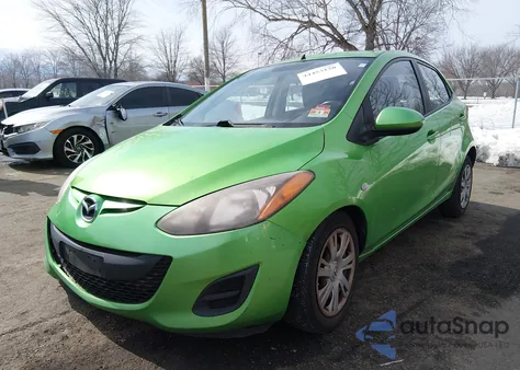 2013 Mazda Mazda2 Sport z USA, uszkodzony, nr VIN JM1DE1KY2D0156297